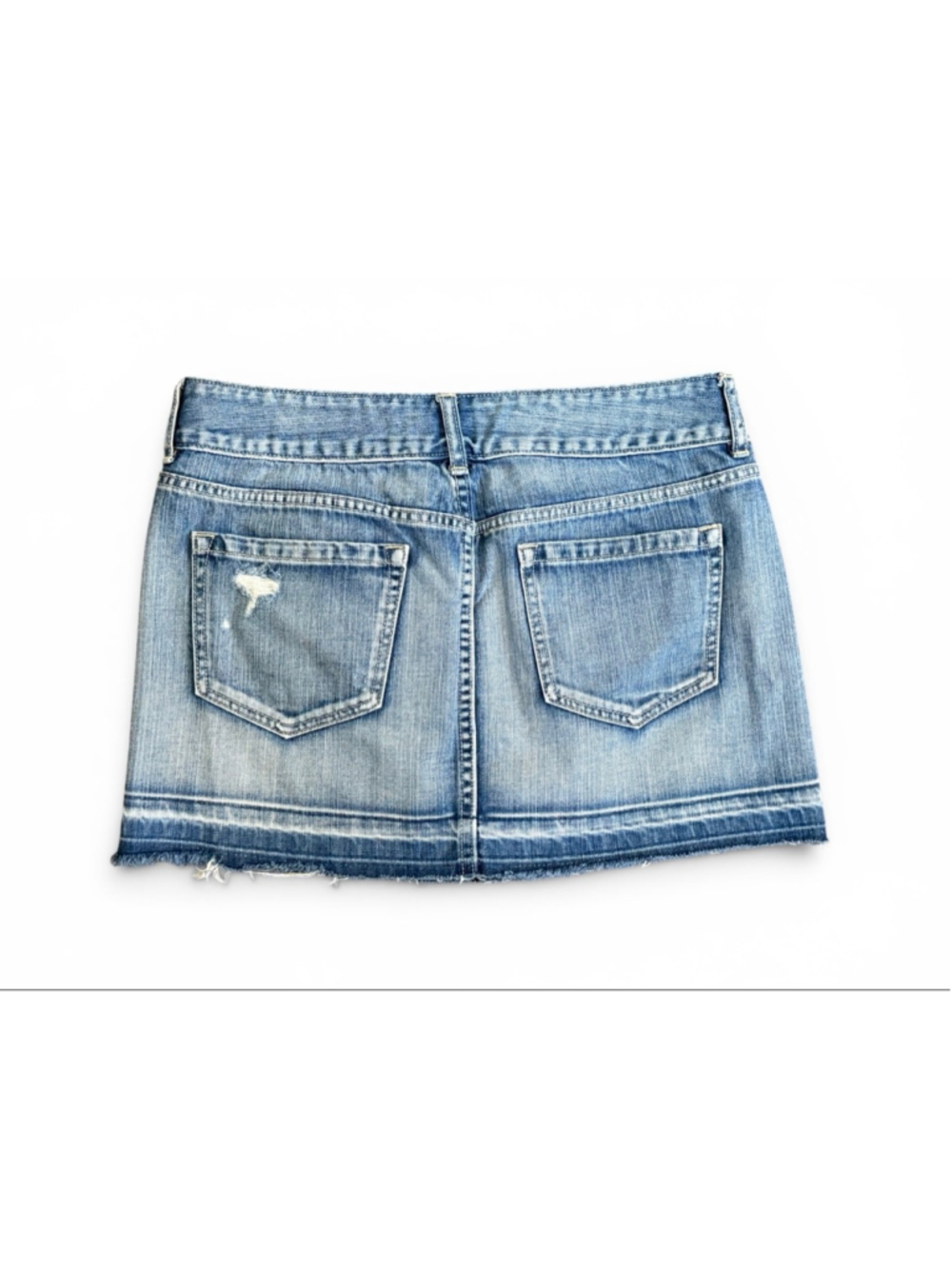 Old Navy Denim Mini Skirt Women’s Size 6 Distressed Raw Hem 100% Cotton Blue - Picture 4 of 5